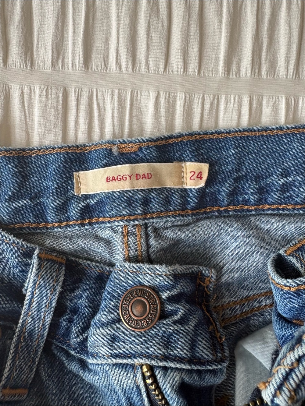 Levi's Baggy Dad Jeans